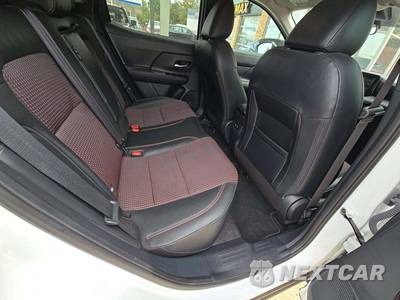 2025 Nissan Kicks SR - zdjęcie 16 z 20 - miniatura