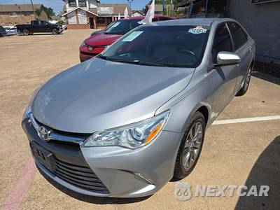 2016 Toyota Camry XLE - zdjęcie 1 z 29 - miniatura