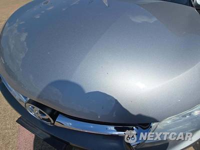 2016 Toyota Camry XLE - zdjęcie 22 z 29 - miniatura