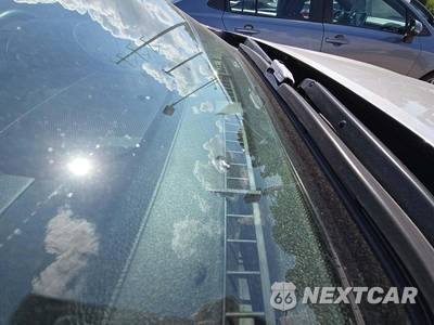 2016 Toyota Camry XLE - zdjęcie 23 z 29 - miniatura