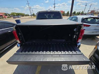 2017 Toyota Tacoma TRD Off-Road Crew Cab Medium Bed - zdjęcie 14 z 27 - miniatura