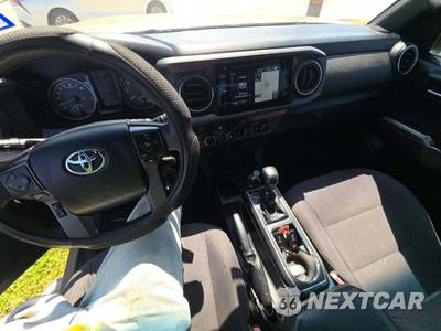 2017 Toyota Tacoma TRD Off-Road Crew Cab Medium Bed - zdjęcie 10 z 27 - miniatura