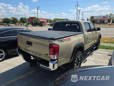 2017 Toyota Tacoma TRD Off-Road Crew Cab Medium Bed - zdjęcie 3 z 27 - miniatura