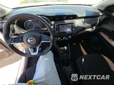2022 Nissan Kicks S - zdjęcie 10 z 24 - miniatura
