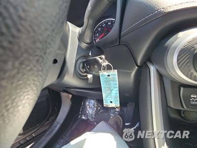 2022 Toyota RAV4 LE - zdjęcie 8 z 23 - miniatura