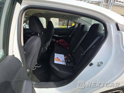 2025 Nissan Sentra SV - zdjęcie 13 z 24 - miniatura