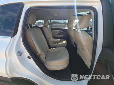 2020 Toyota Highlander Limited - zdjęcie 17 z 23 - miniatura