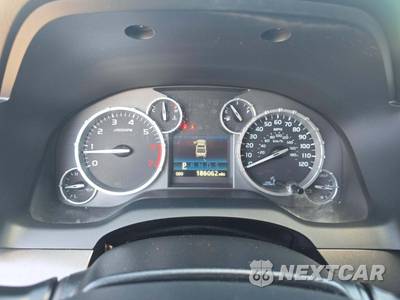 2014 Toyota Tundra SR5 Crew Cab Short Bed - zdjęcie 9 z 22 - miniatura