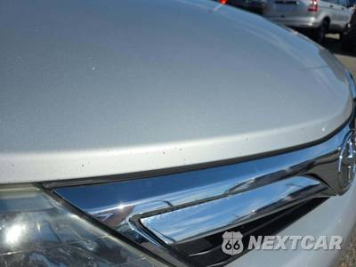 2014 Toyota Camry LE - zdjęcie 21 z 27 - miniatura