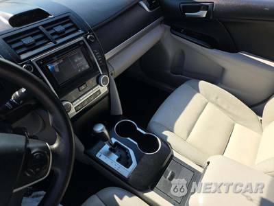 2014 Toyota Camry LE - zdjęcie 10 z 27 - miniatura