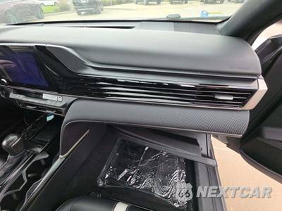 2025 Toyota Camry SE - zdjęcie 19 z 24 - miniatura
