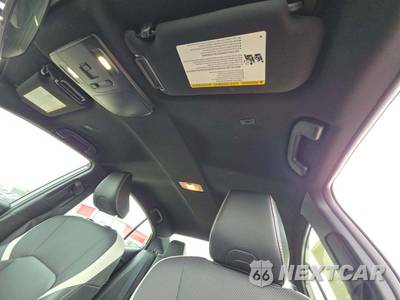 2025 Toyota Camry SE - zdjęcie 11 z 24 - miniatura