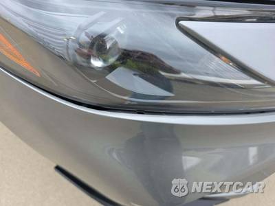 2025 Toyota Camry SE - zdjęcie 21 z 24 - miniatura
