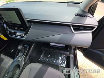 2025 Toyota Corolla LE Sedan - zdjęcie 19 z 22 - miniatura