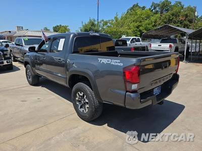 2019 Toyota Tacoma TRD Off-Road Crew Cab Medium Bed - zdjęcie 2 z 21 - miniatura