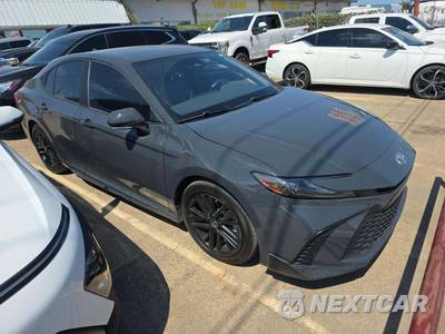 2025 Toyota Camry SE - zdjęcie 4 z 22 - miniatura