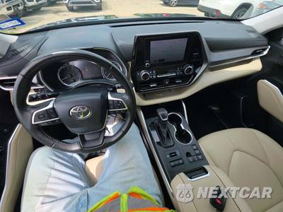 2023 Toyota Highlander XLE - zdjęcie 10 z 22 - miniatura