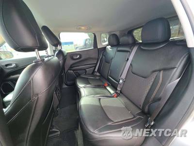 2021 Jeep Compass Latitude - zdjęcie 10 z 24 - miniatura