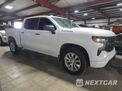 2022 Chevrolet Silverado 1500 Custom Crew Cab Short Bed 1CX - zdjęcie 4 z 31 - miniatura