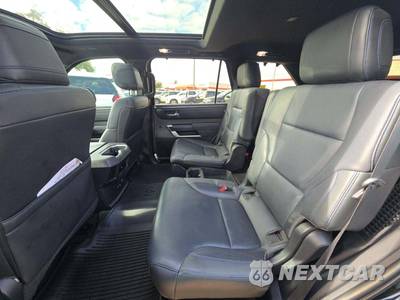 2024 Toyota Sequoia Platinum - zdjęcie 10 z 24 - miniatura