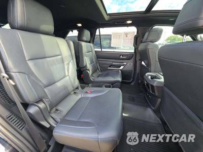 2024 Toyota Sequoia Platinum - zdjęcie 14 z 24 - miniatura