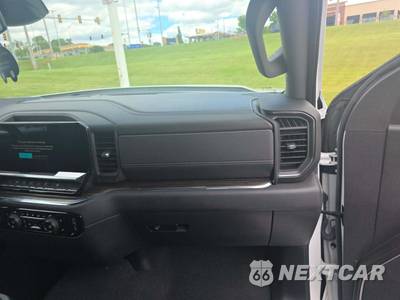 2024 Chevrolet Silverado 1500 LT Crew Cab Short Bed 2FL - zdjęcie 19 z 24 - miniatura