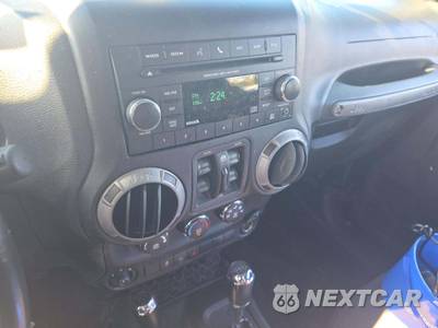 2014 Jeep Wrangler Unlimited Sport - zdjęcie 10 z 22 - miniatura