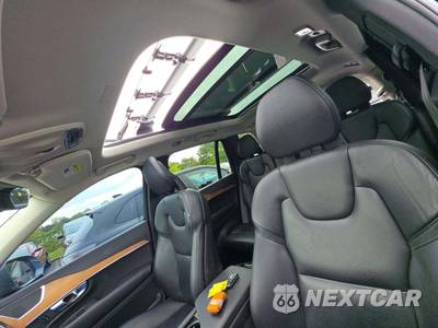 2021 Volvo XC90 T6 Momentum 7-Passenger - zdjęcie 11 z 27 - miniatura
