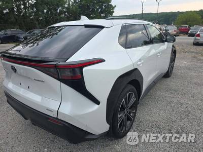 2023 Toyota bZ4X Limited - zdjęcie 3 z 28 - miniatura