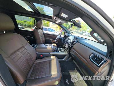 2021 Nissan TITAN Platinum Reserve Crew Cab Short Bed - zdjęcie 18 z 28 - miniatura