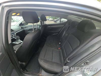 2019 Hyundai Elantra SE Sedan - zdjęcie 13 z 26 - miniatura