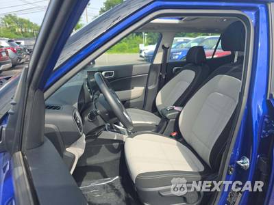2025 Hyundai Venue SEL - zdjęcie 6 z 25 - miniatura