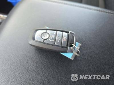 2023 Ford F-150 XLT Crew Cab Short Bed - zdjęcie 8 z 25 - miniatura