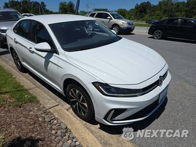 2025 Volkswagen Jetta S - zdjęcie 4 z 21 - miniatura