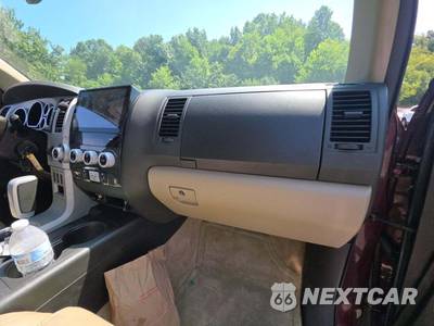 2008 Toyota Sequoia Limited - zdjęcie 17 z 33 - miniatura