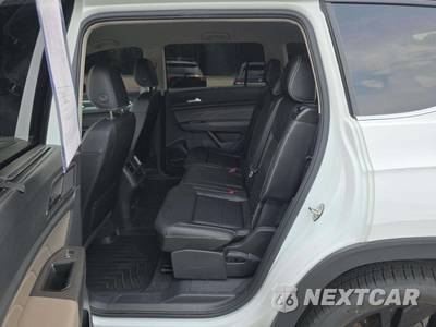 2023 Volkswagen Atlas 2.0T SE w/Technology - zdjęcie 10 z 21 - miniatura