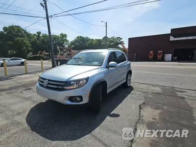 2016 Volkswagen Tiguan R-Line - zdjęcie 1 z 30 - miniatura
