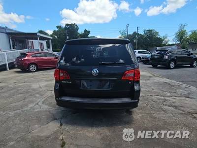 2012 Volkswagen Routan S 121.2" WB - zdjęcie 4 z 29 - miniatura