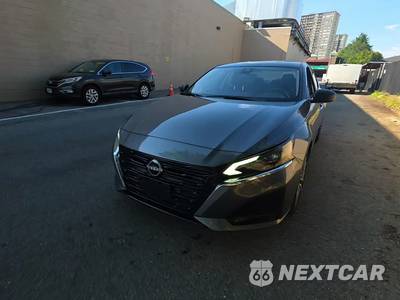 2025 Nissan Altima SV - zdjęcie 1 z 18 - miniatura
