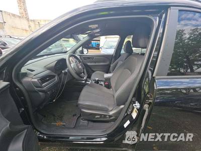 2025 Subaru Forester Premium - zdjęcie 6 z 24 - miniatura