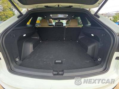 2024 Volkswagen Atlas Cross Sport 2.0T SE w/Technology - zdjęcie 11 z 20 - miniatura