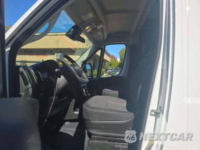 2025 Ram ProMaster 2500 Cargo Van Tradesman w/Passenger Seat Low Roof 136.0" WB - zdjęcie 3 z 20 - miniatura