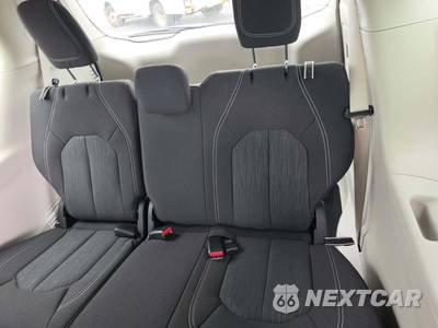 2024 Chrysler Voyager LX 121.6" WB - zdjęcie 11 z 22 - miniatura