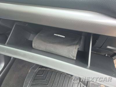 2021 Nissan TITAN PRO-4X Crew Cab Short Bed - zdjęcie 15 z 21 - miniatura