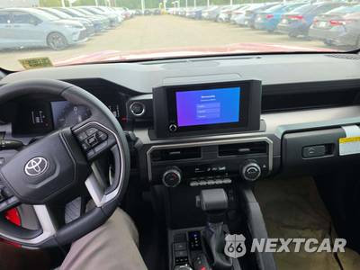 2026 Toyota 4Runner SR5 - zdjęcie 7 z 20 - miniatura