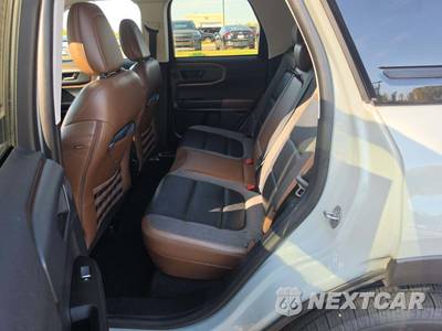 2022 Ford Bronco Sport Outer Banks - zdjęcie 10 z 20 - miniatura