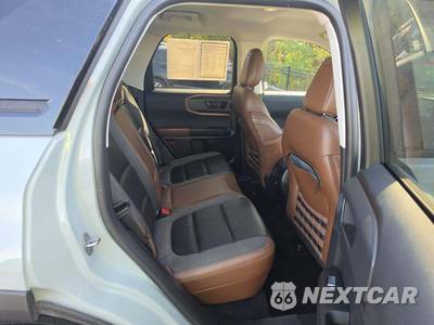 2022 Ford Bronco Sport Outer Banks - zdjęcie 13 z 20 - miniatura