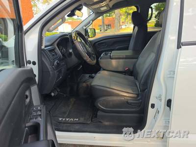 2021 Nissan TITAN S Crew Cab Short Bed - zdjęcie 3 z 20 - miniatura