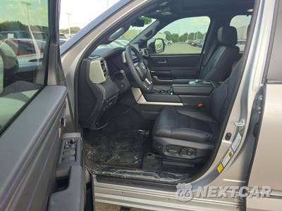 2026 Toyota Sequoia Platinum - zdjęcie 3 z 21 - miniatura