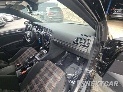 2019 Volkswagen Golf GTI SE Hatchback - zdjęcie 16 z 22 - miniatura